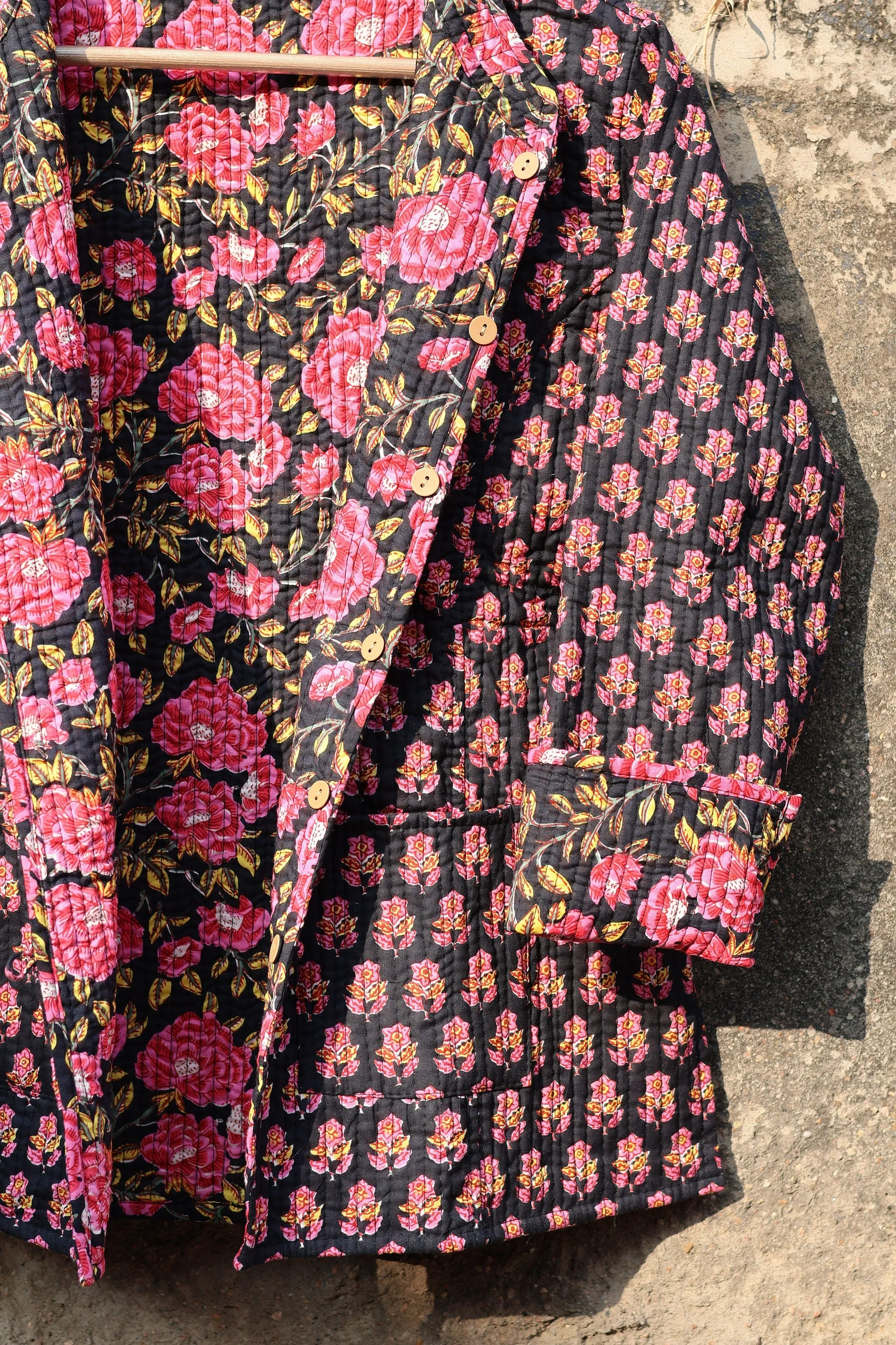 Indian Handmade Quilted Kantha Cotton Fabric Jacket Stylish Black & Pink Floral Women's Coat, Reversible Waistcoat for Her