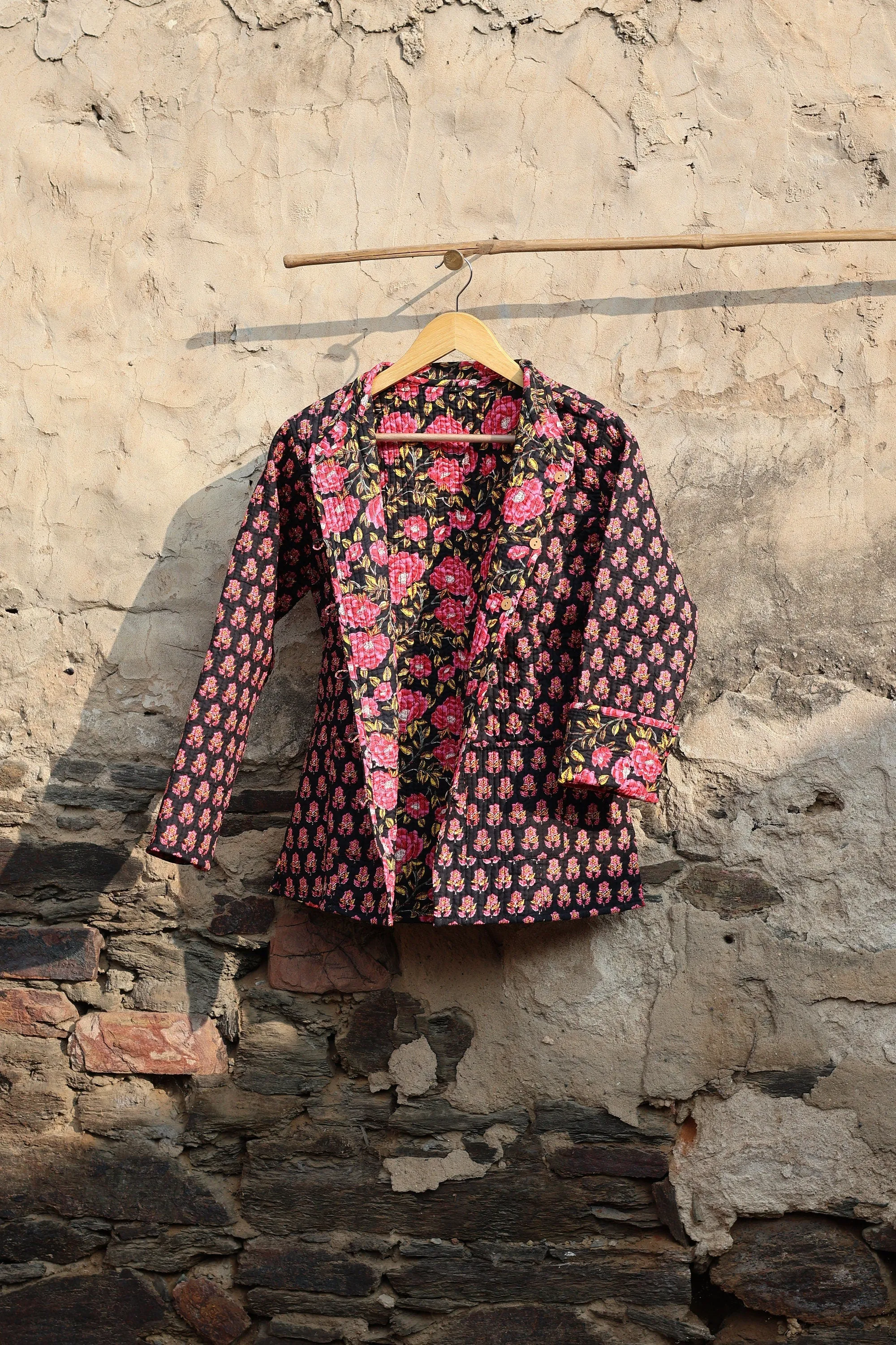 Indian Handmade Quilted Kantha Cotton Fabric Jacket Stylish Black & Pink Floral Women's Coat, Reversible Waistcoat for Her