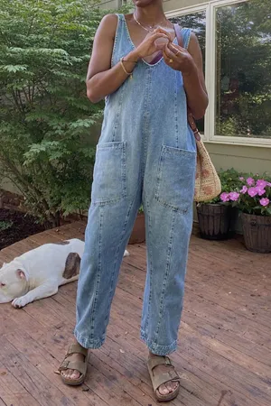 V Neck Pocketed Sleeveless Denim Jumpsuits