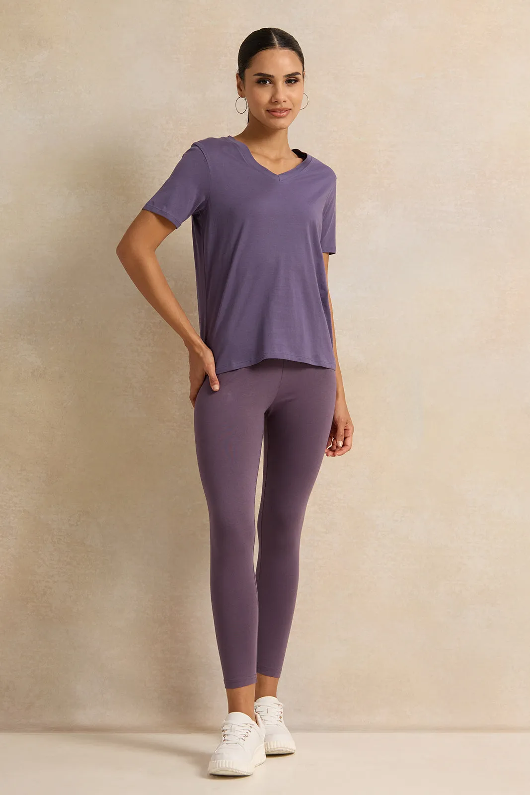 Women Purple Solid  V Neck T-Shirt